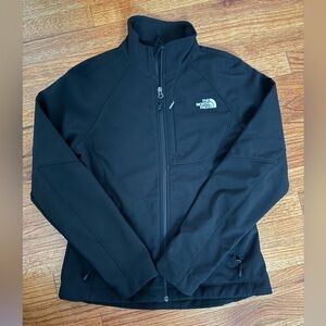 The North Face Woman’s Performance Apex Black Jacket